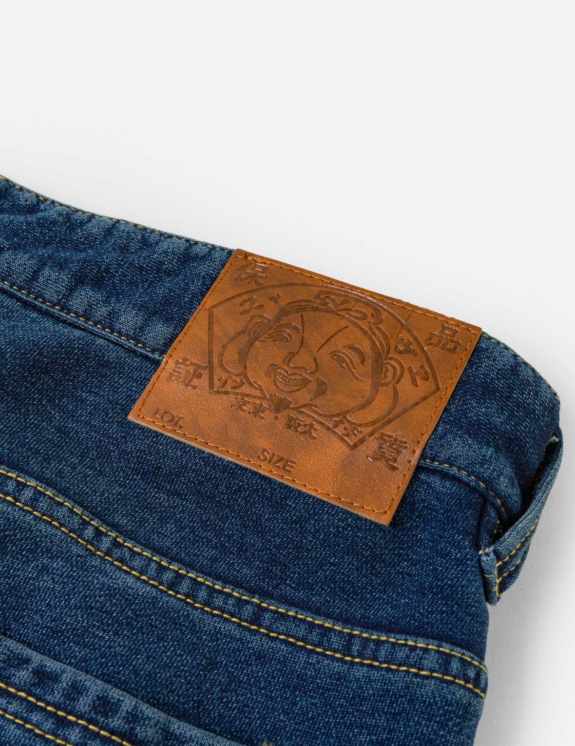 洗水四袋牛仔裤