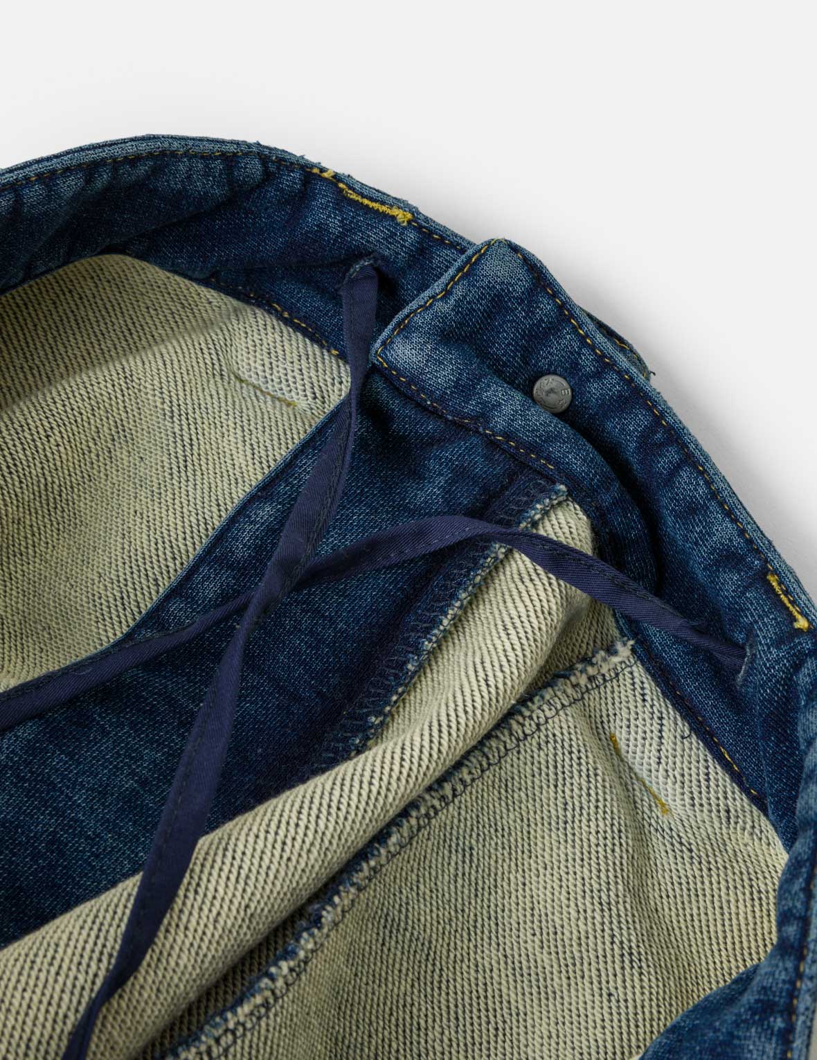 洗水四袋牛仔裤