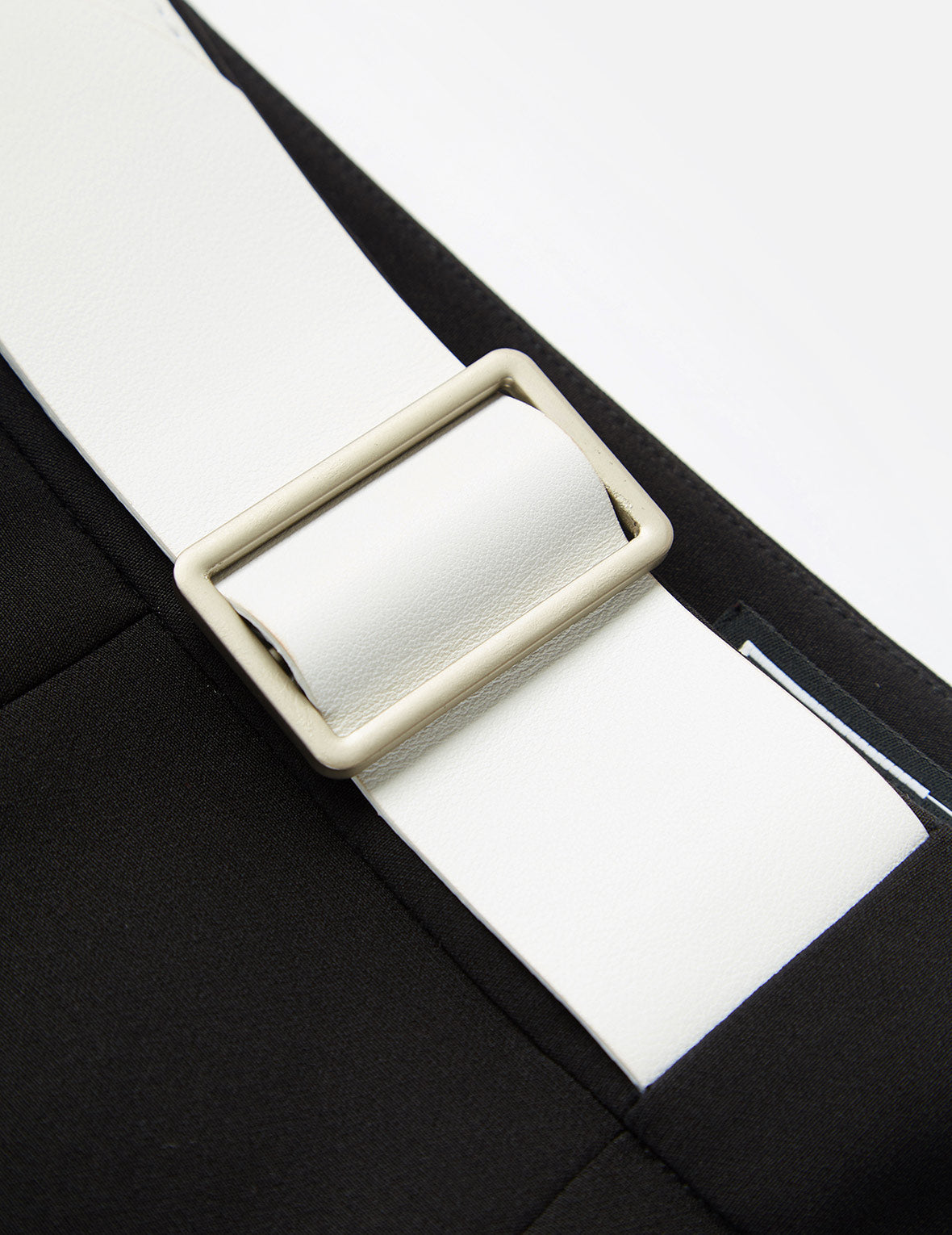 Partial Leather Buckle Belt Cropped Straight Fit Pants