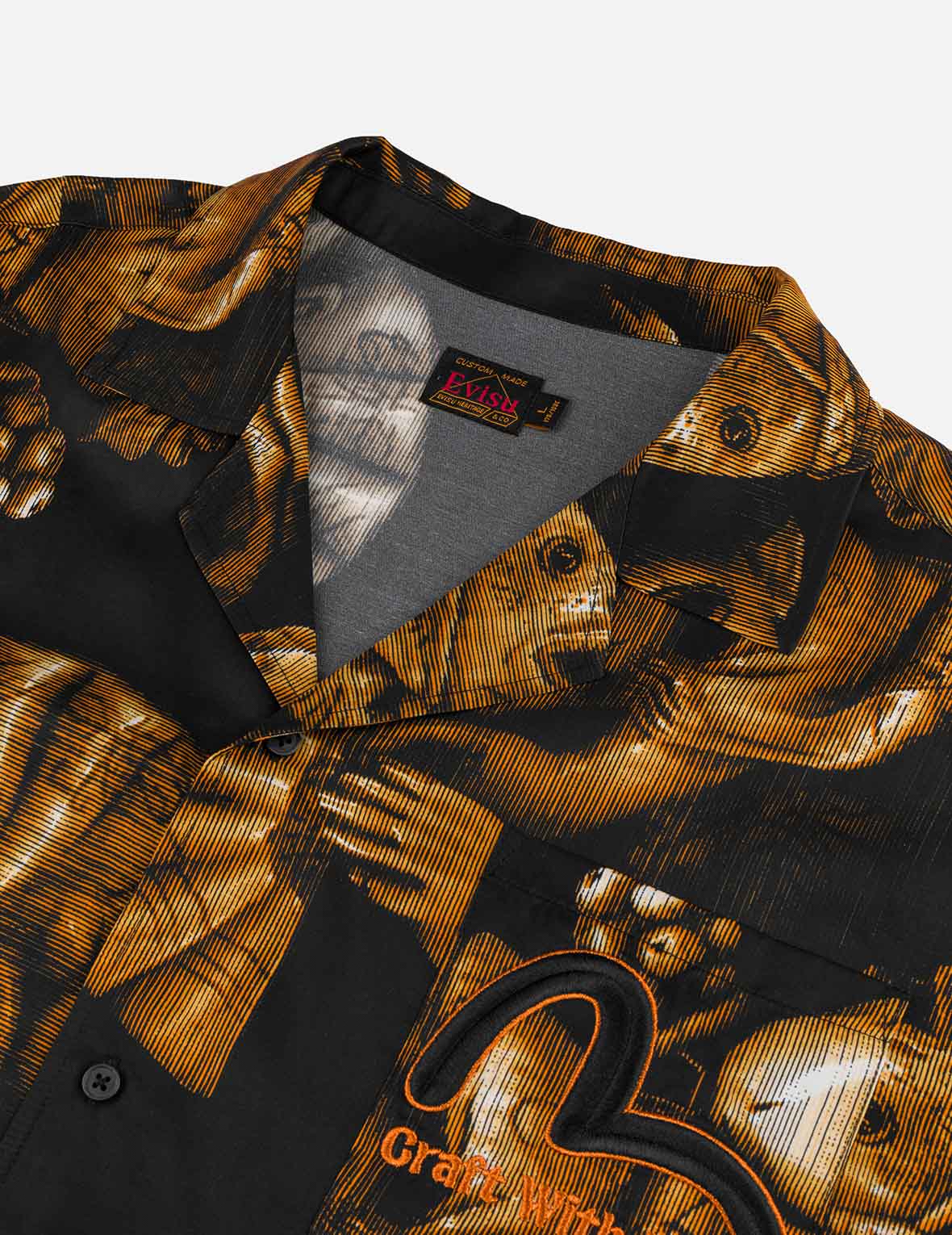 满地佛头印花宽松版型T恤