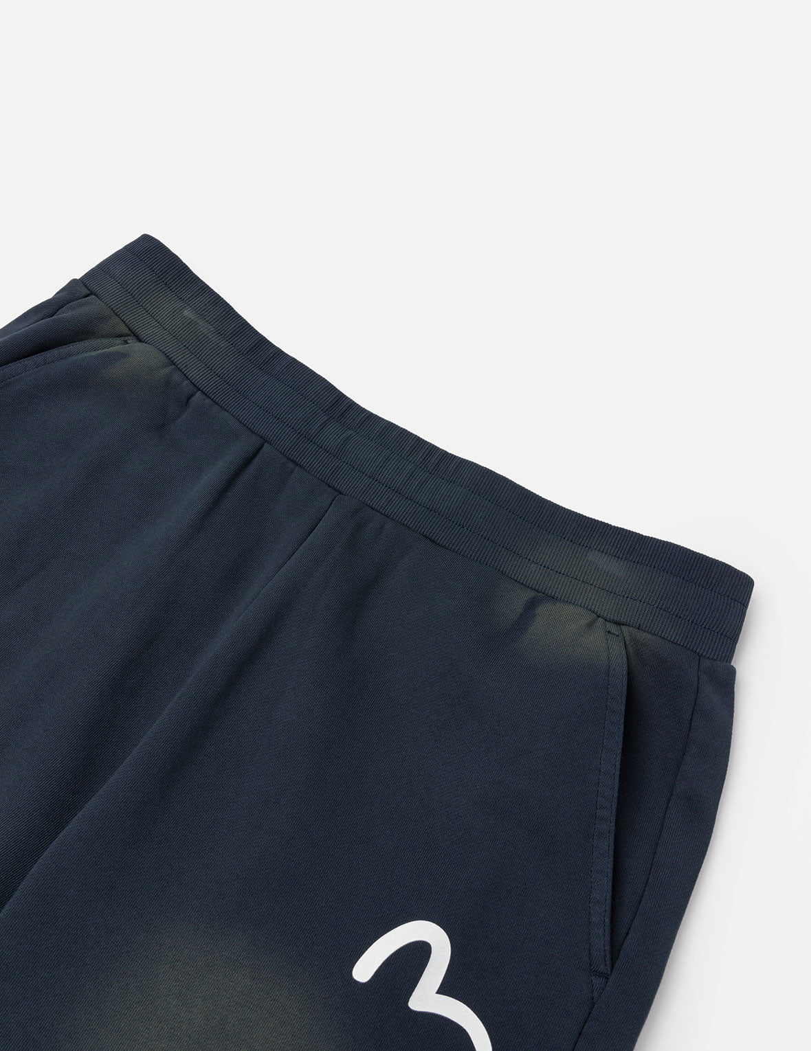 Logo Appliqué Embroidery Heavy Washed Fashion Fit Sweatshorts