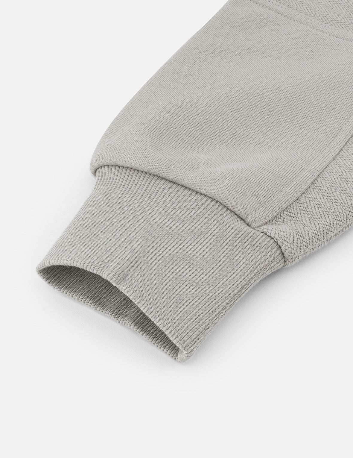 海鸥刺绣和错位车缝宽版休闲卫衣外套