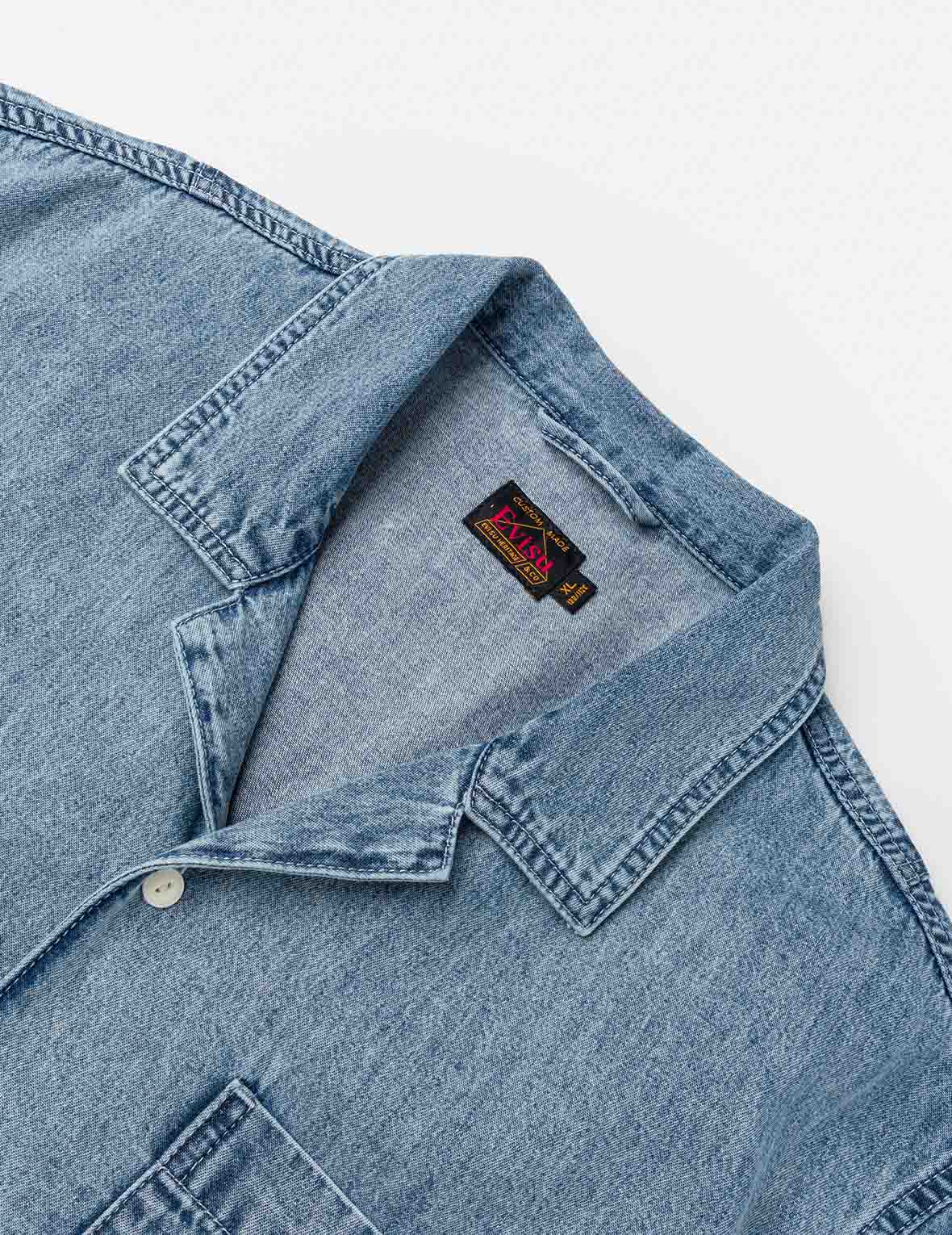 双胸袋箱型牛仔短袖衬衫
