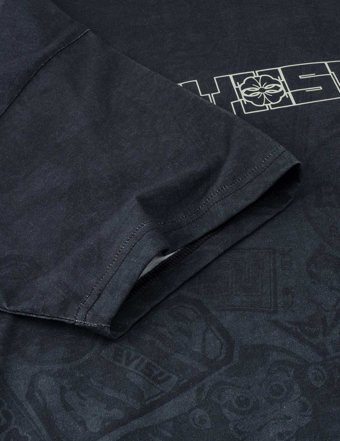 满版EVISU元素图案T恤