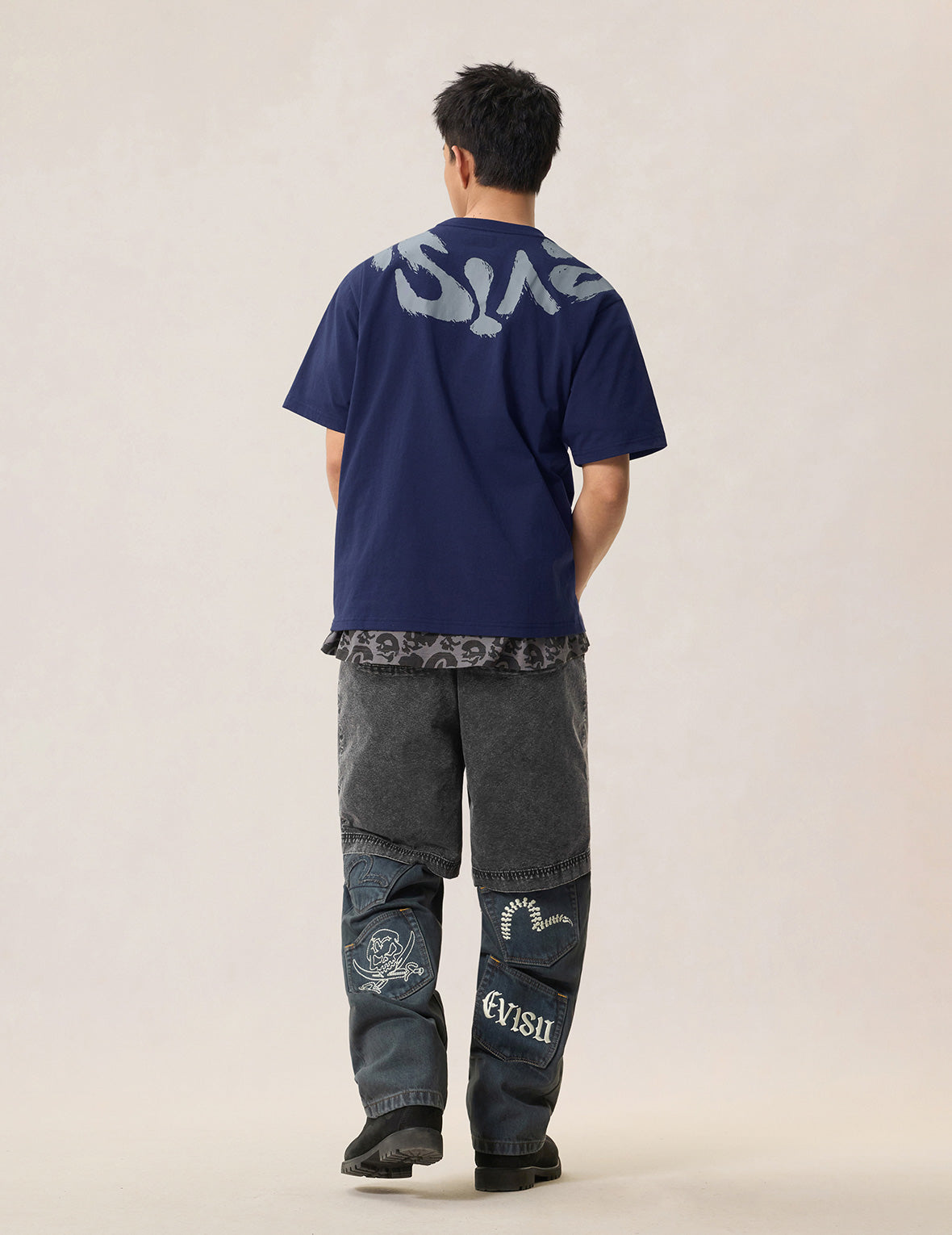 EVISU Brushstroke Cross-shoulder Logo T-Shirt