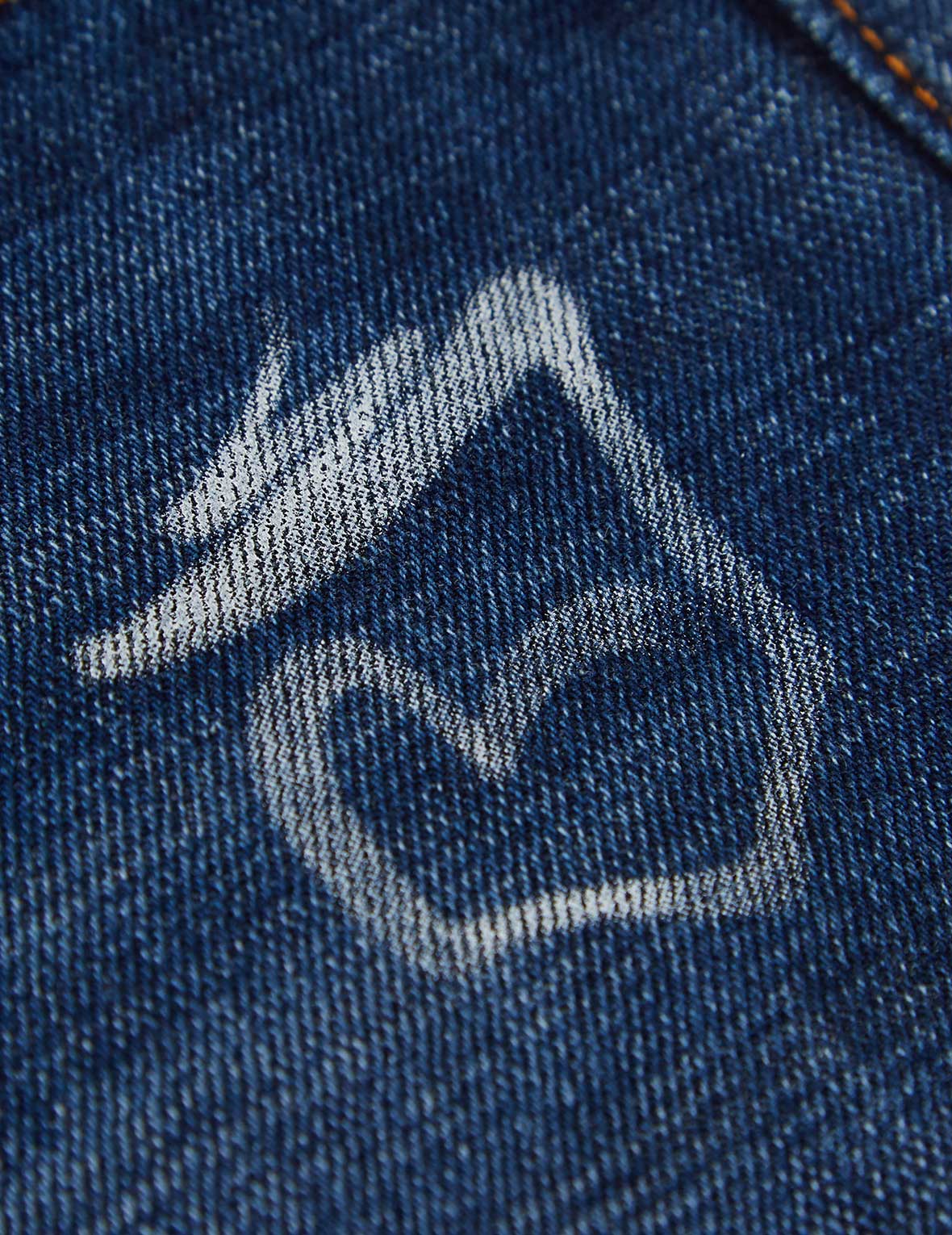 Kamon and Seagull Embroidered Denim Skort