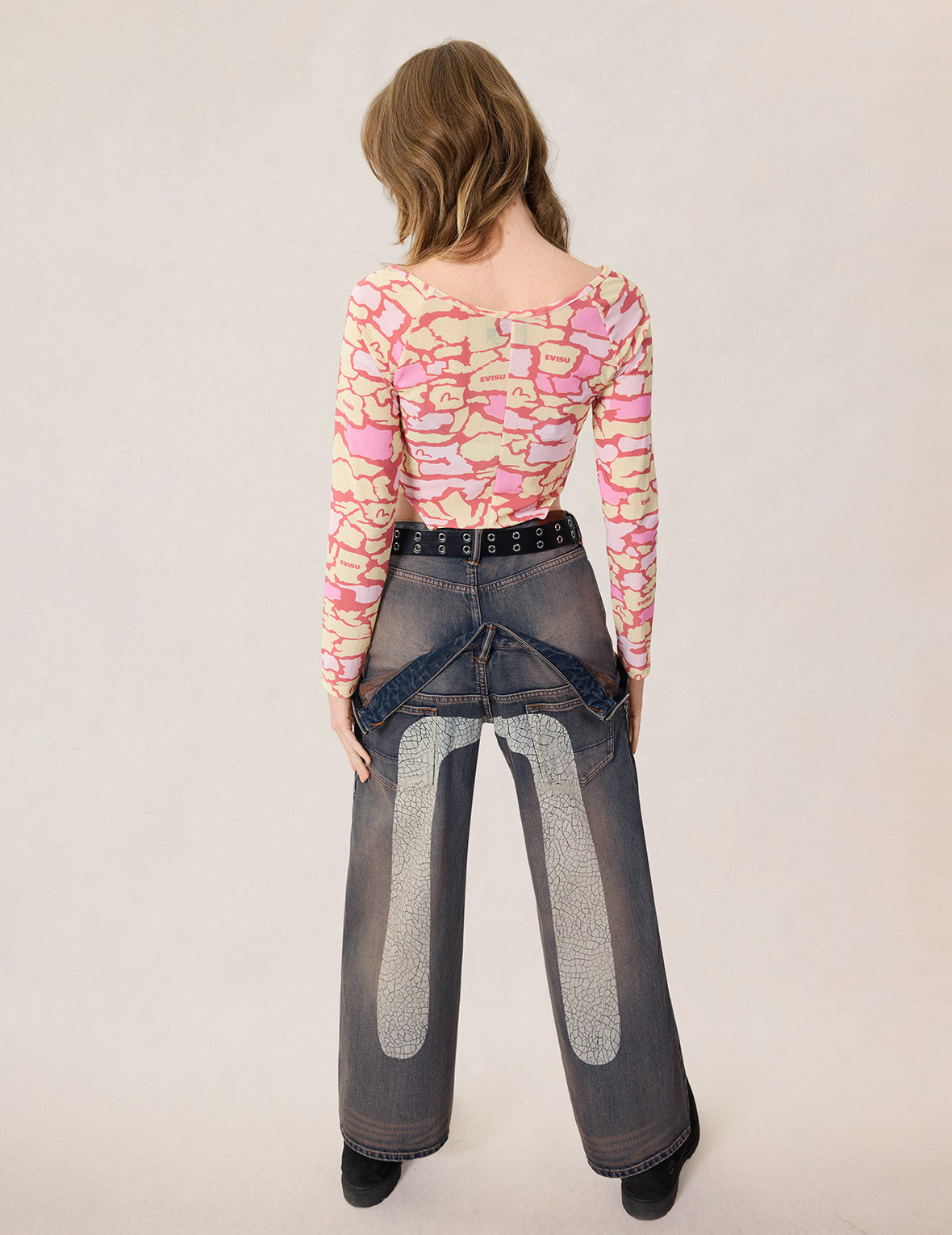 双层腰头做旧牛仔裤