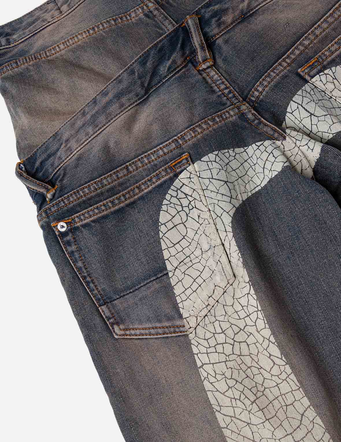 双层腰头做旧牛仔裤