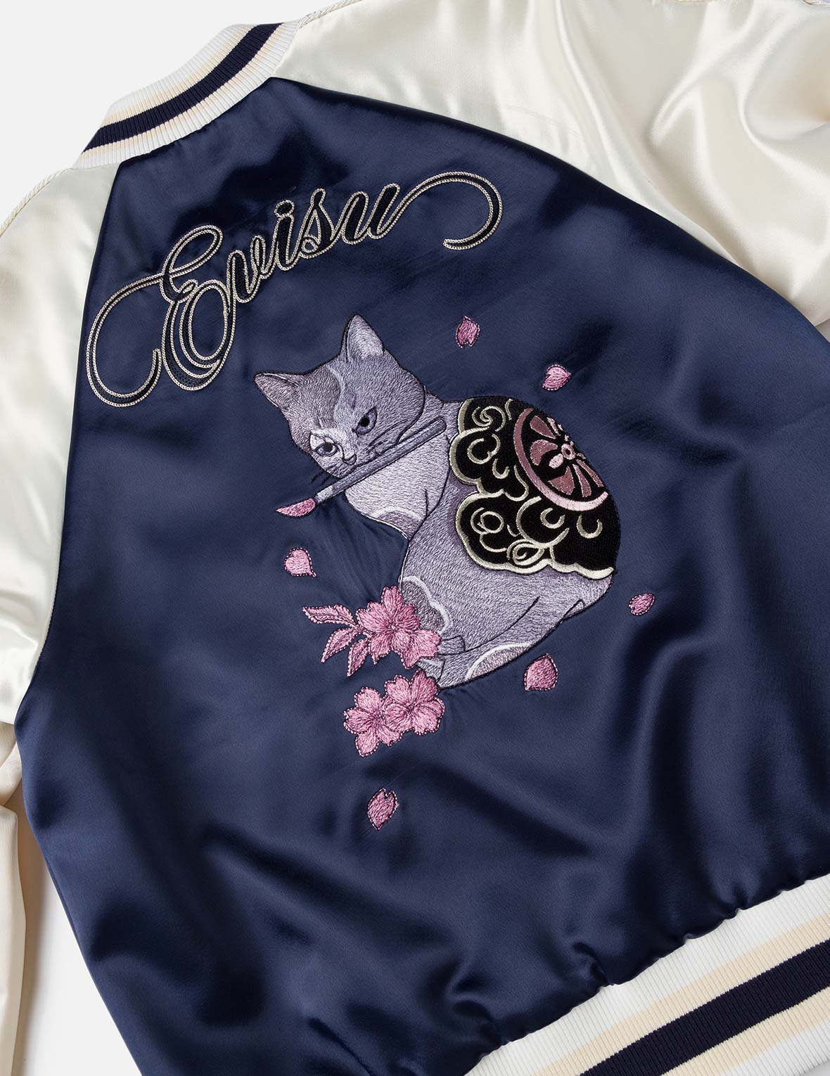 猫咪主题刺绣横须贺外套