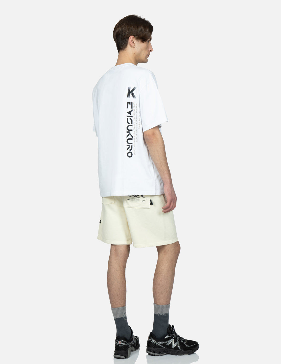 Distorted Kamon Embroidery Sweat Shorts