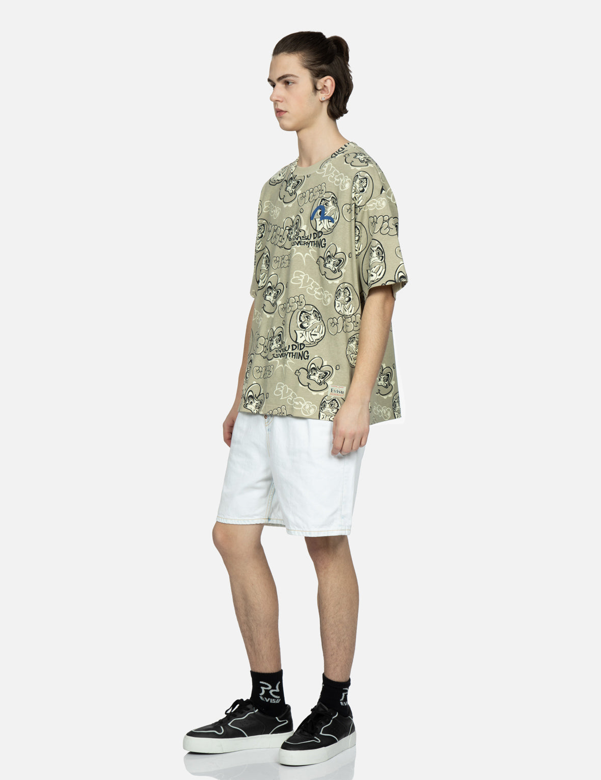 Allover Graffiti Daruma Print T-Shirt