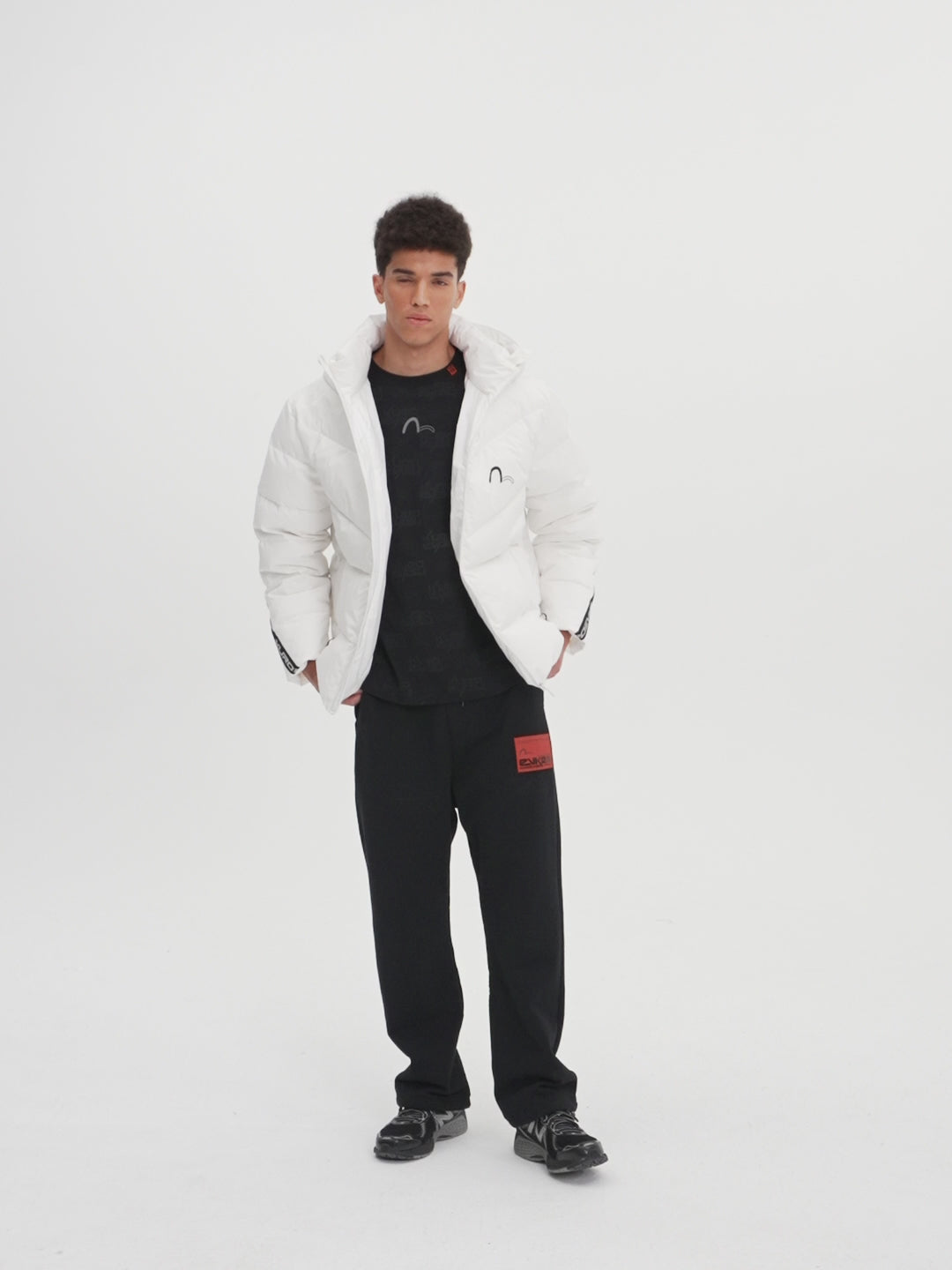 2EAGNM4SP5121XXCT-BLKA